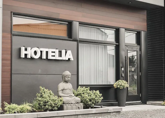Hotelia