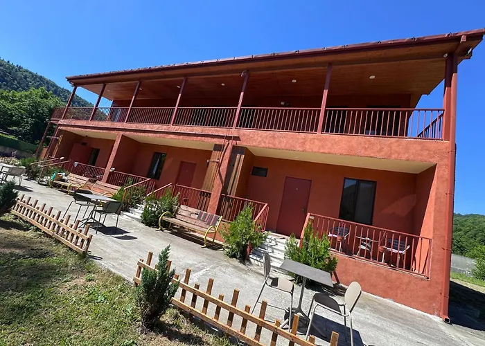 Hotel Mirioni