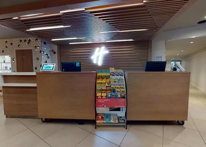 Holiday Inn Brentwood By Ihg