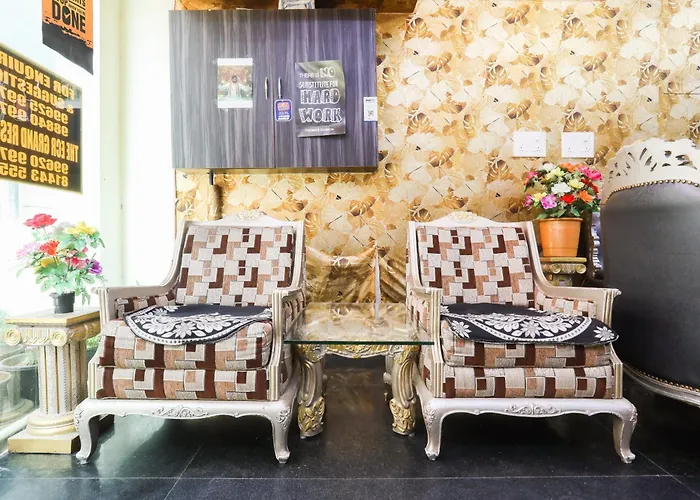 Oyo Flagship Maheshwari Villas