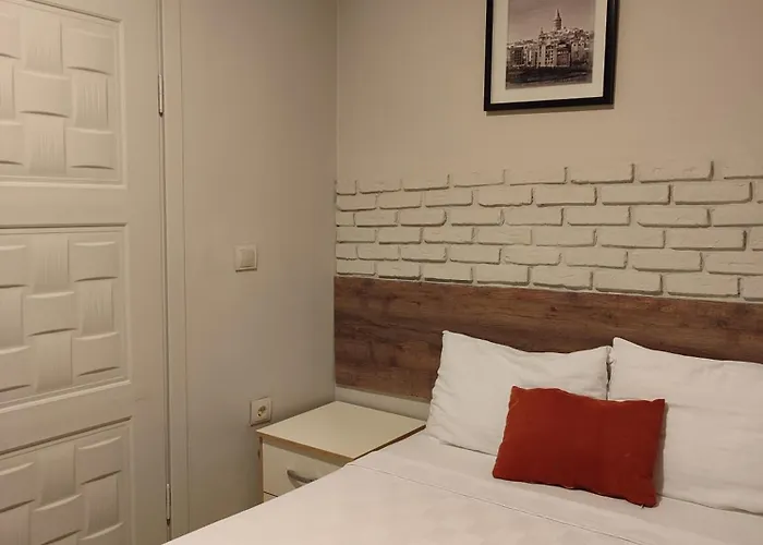 Ador Troia Hotel