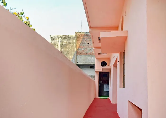Spot On Hotel Seema Inn