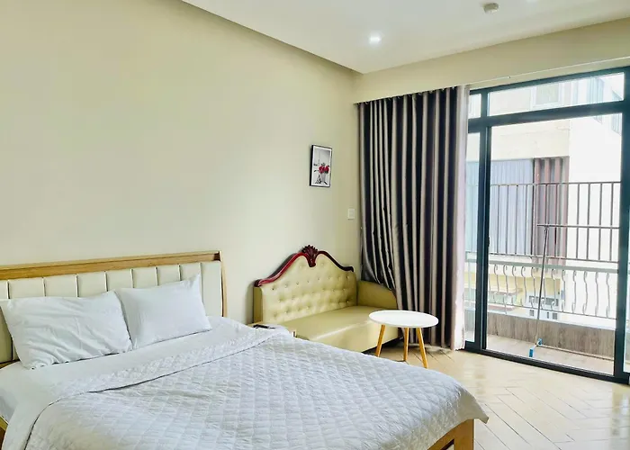 Midmost C22 Apartment