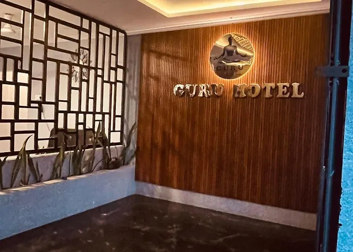Guru Hotel And Lodge