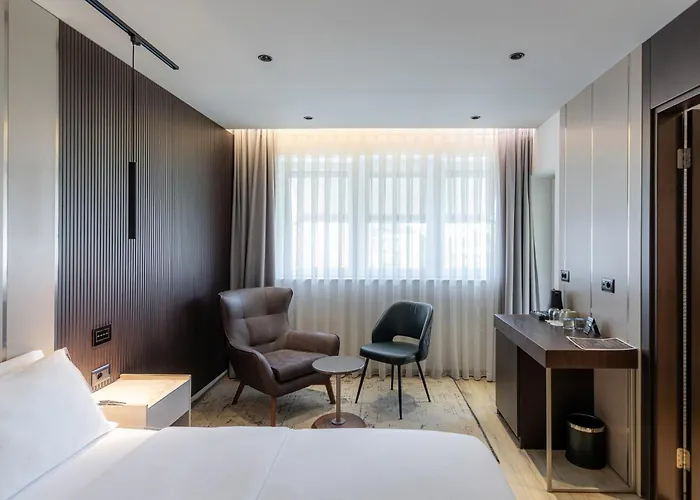 Emery Hotel