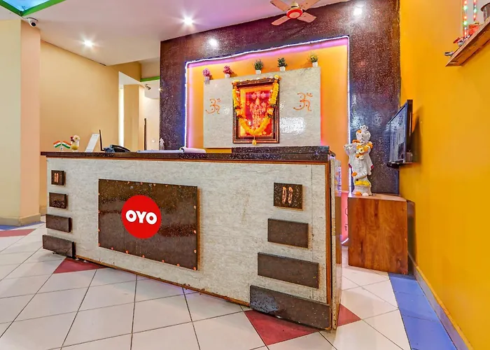 Oyo Flagship Hotel Samruddhi Lodge