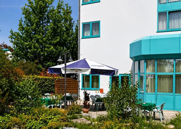 Sunday Hotel Stuttgart Herrenberg