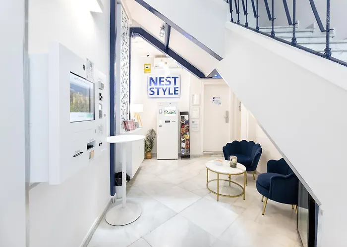 Nest Style Granada Hotel