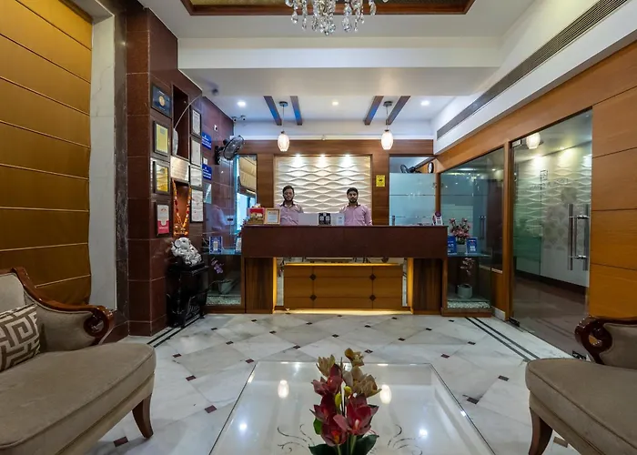 Hotel Leela Grande