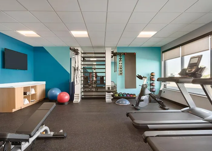 Avid Hotel Kalamazoo East By Ihg