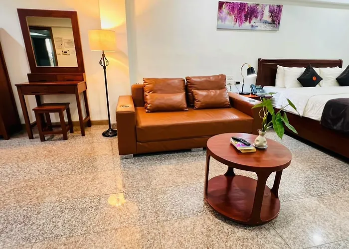 Cha Li'S Family Hotel&Hostel
