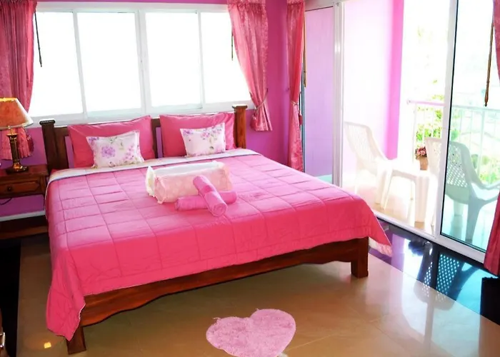 Sairougn Seaview Hotel