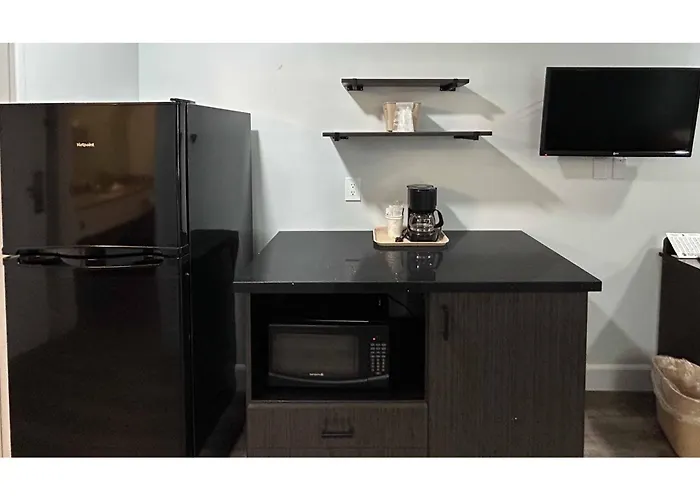 Studio 6 Suites Hesperia, CA West Main Street I 15