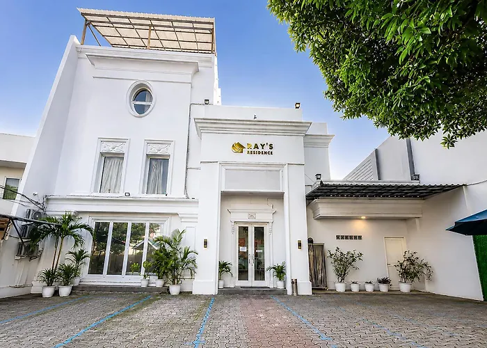 Rays Residence