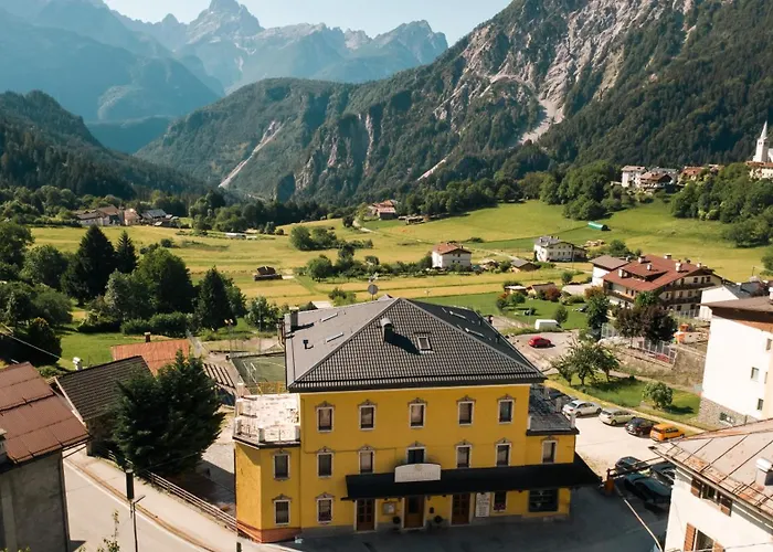 Cador Hotel