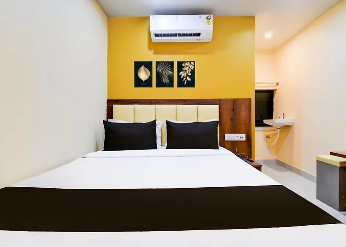 Hotel O Ecomfd Village