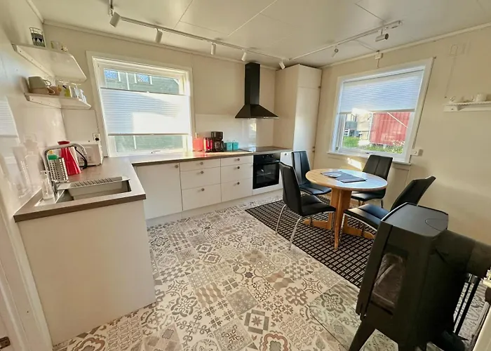 Hedvig Guesthouse & Ragnahus