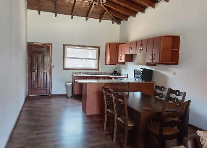 Villas Cabañas Palmerola