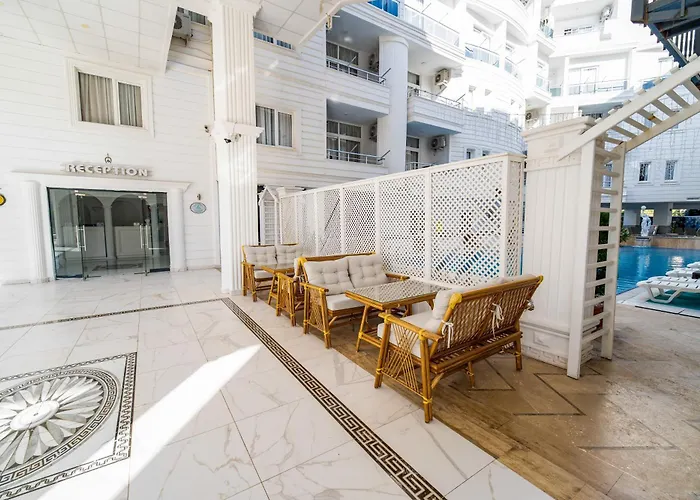 Club Efes Otel