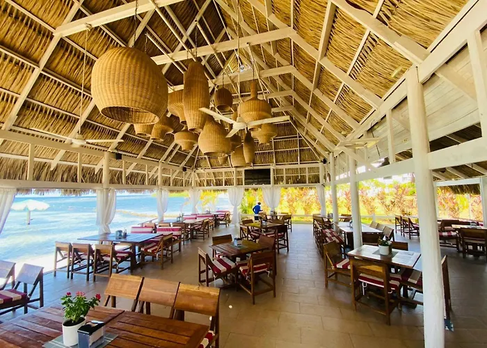 Las Palmas Beach Roatan