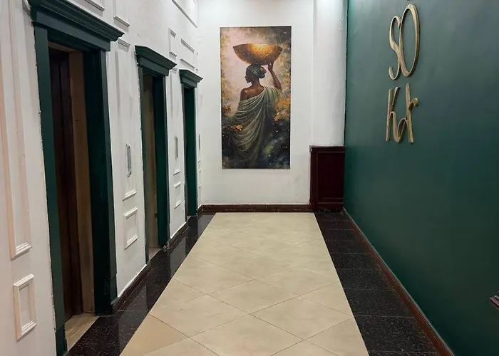 Iconic Coworking Hotel
