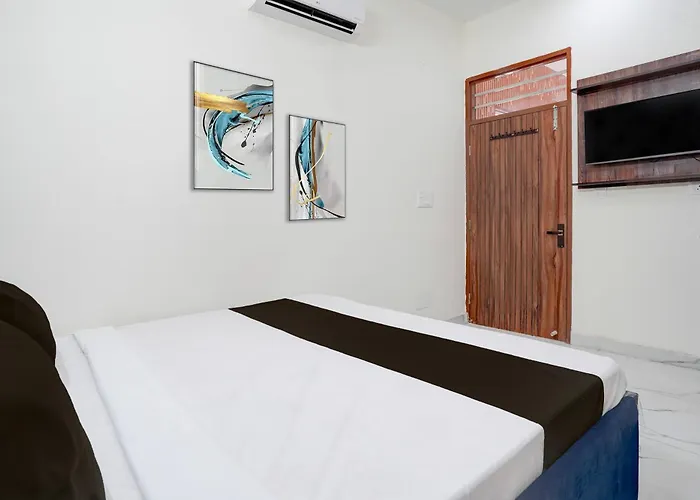 Super Hotel O By Oyo Isbt Mohali Formerly Holiday Spot