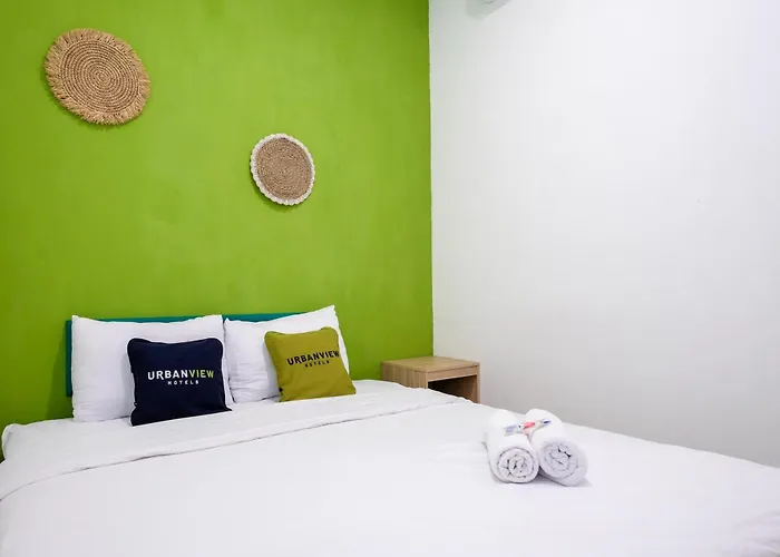 Urbanview Ant Living Near Jalan Slamet Riyadi Solo