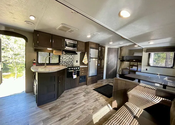 Jubilee Railroad Wilderness Lodge