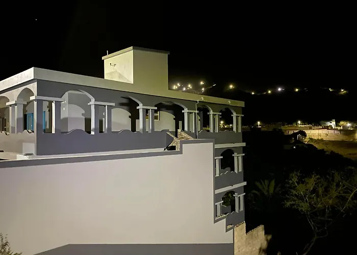Djabraba'S Triplex