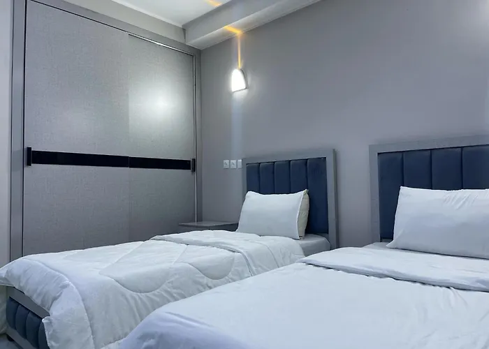 Hb Hotel