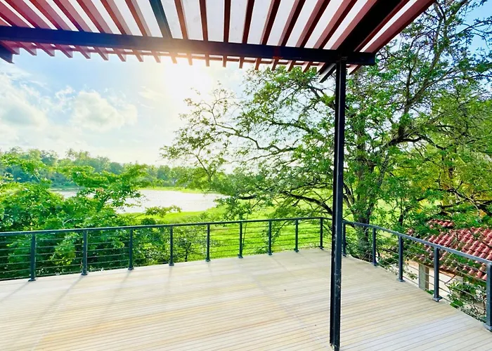 Ceylon Elegance Villa