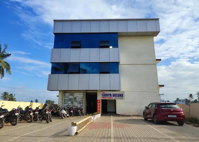 New Surya Deluxe Boarding & Lodging