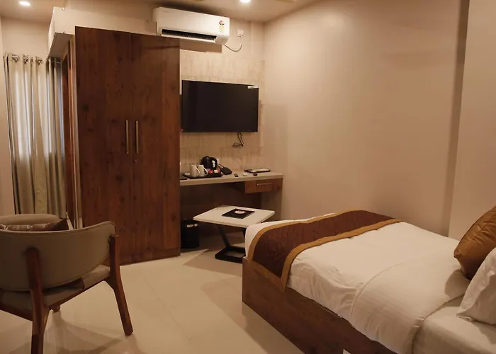 Hotel Subansiri