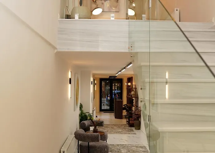 EL hotel