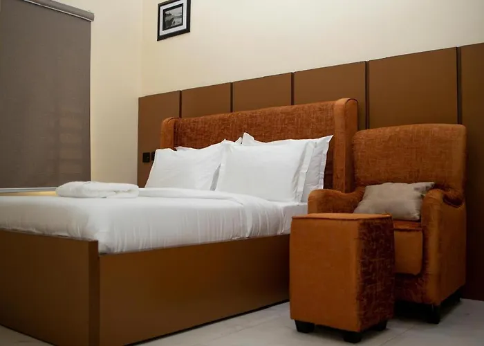 Eagles Haven Hotel