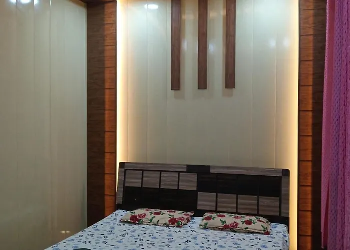 Maa Vaishno Restaurant And Hotel