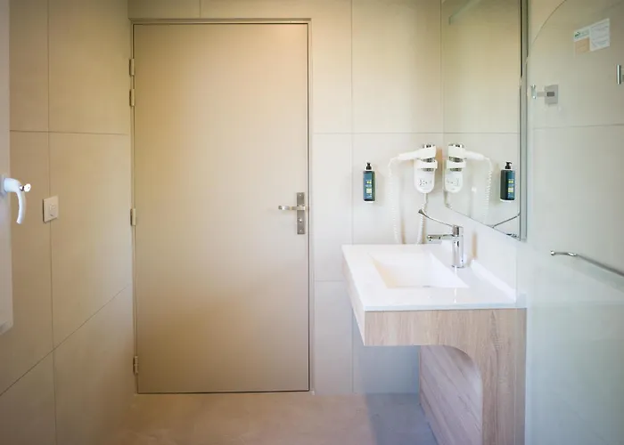 BRIT HOTEL CONFORT Roissy Saint-Witz - Ouverture Mai 2026