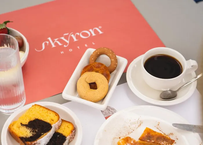 Skyron Hotel
