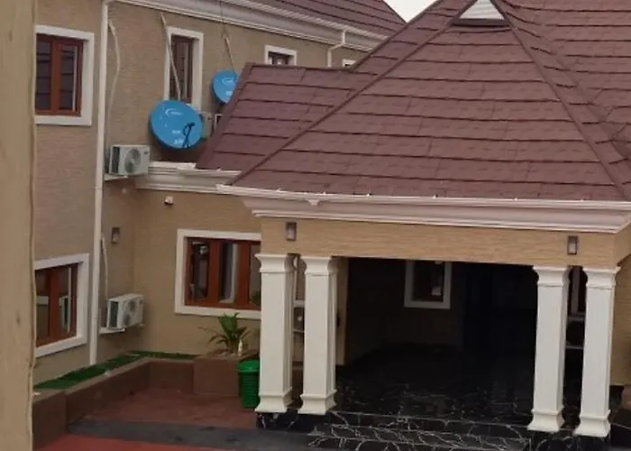 Transvent Hotel And Suites