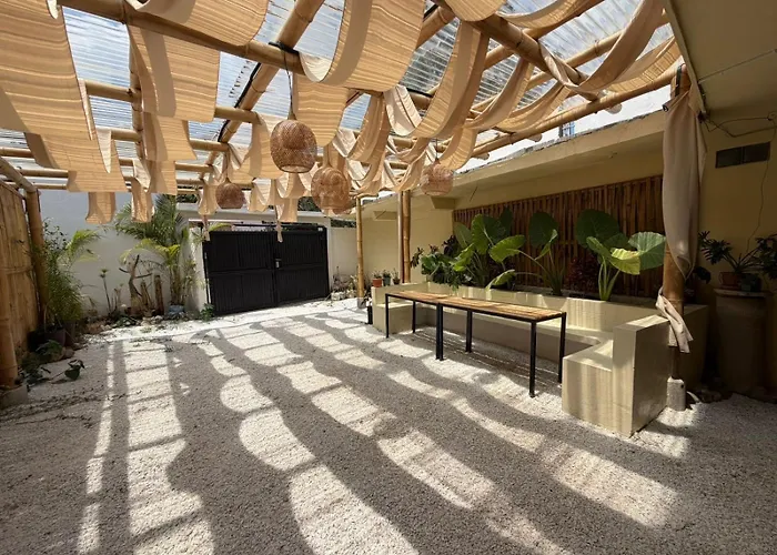 Zu Suites