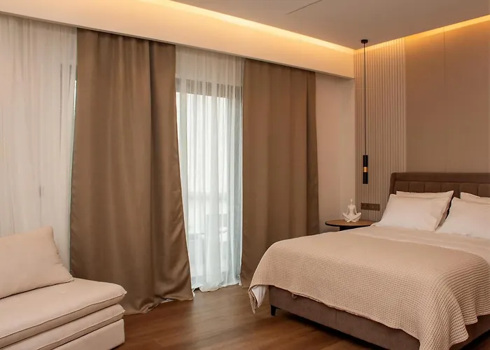 Lumina Luxury Suites