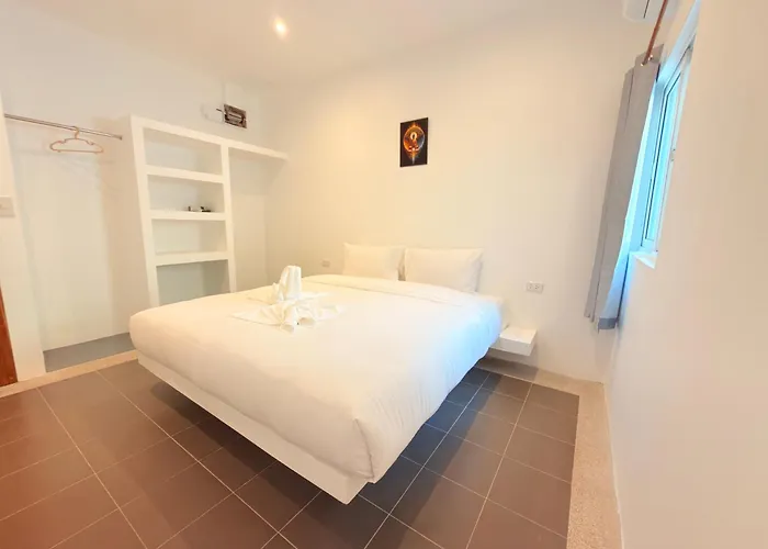Glory Moon Resort