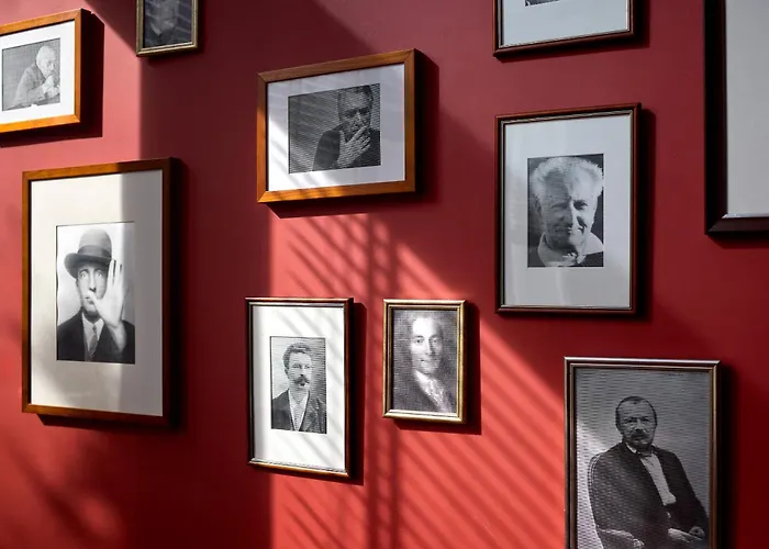 Quality Hotel&Suites Bercy Bibliothèque by HappyCulture