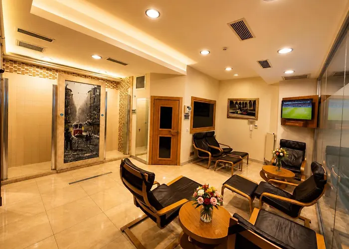 Glk Premier Regency Suites & Spa