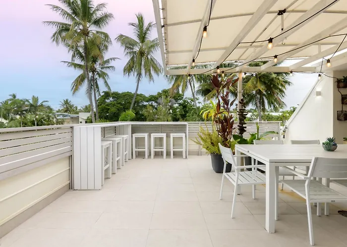 Seascape Holidays - Tropical Reef Apartments Port Douglas