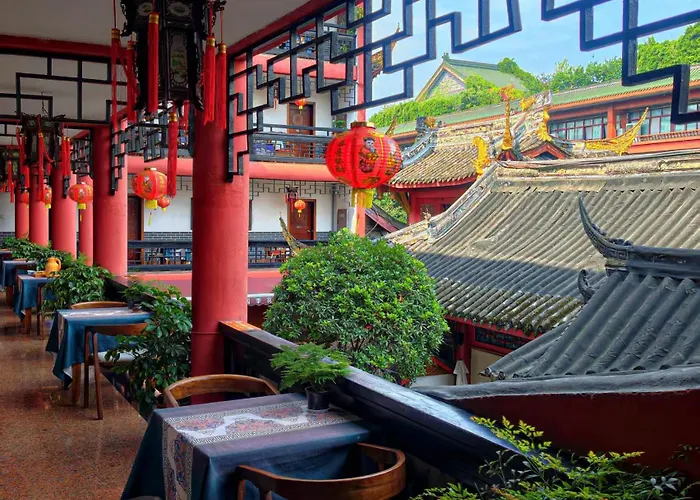 Wenjun Courtyard Hotel Chengdu ,English-Speaking , Pick-Up Service ,Laundry Service , Local Tours