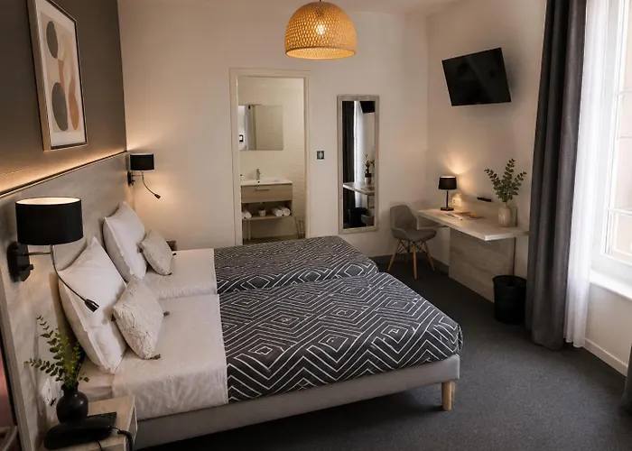 Hotel L'Alsace Gare-Sncf