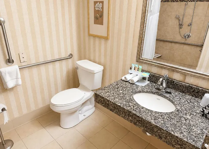 Heritage Hotel And Suites