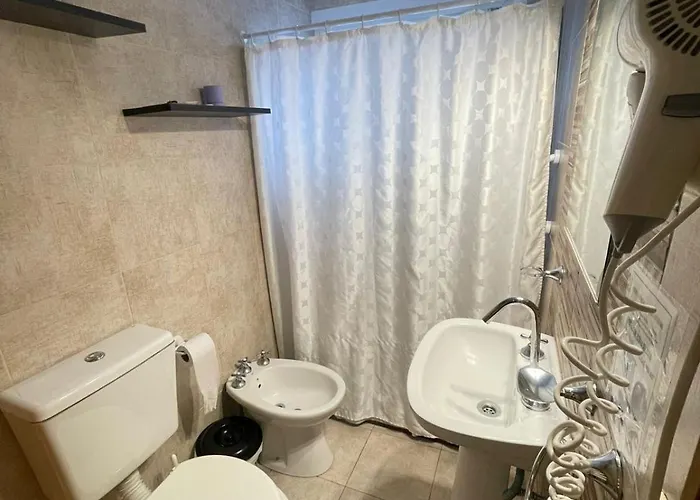 Lugra Hotel