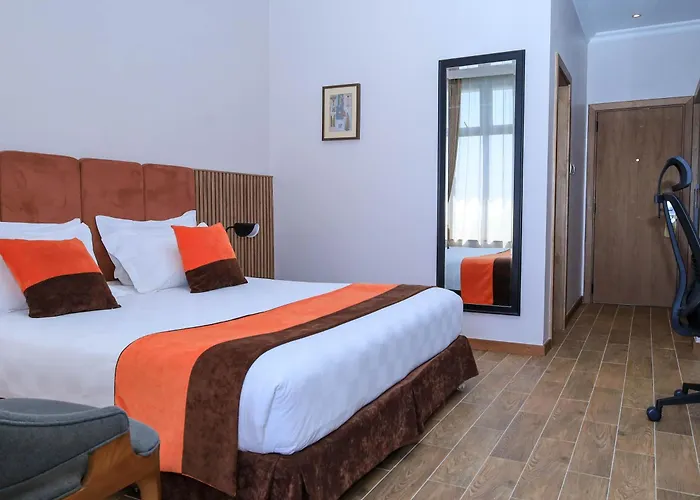 Alba Hotel Meru
